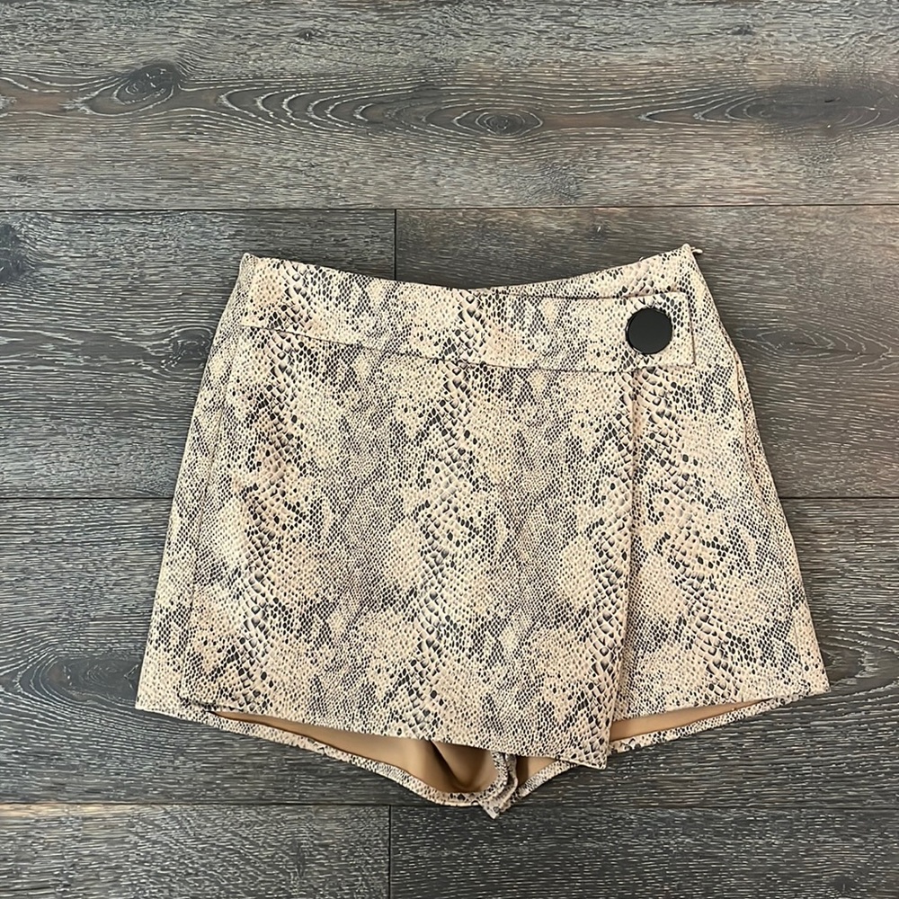 Zara skort, faux snake skin, size S